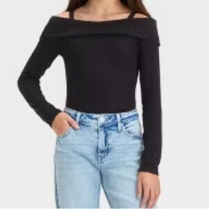 Girls' Long Sleeve Off the Shoulder Ribbed T-Shirt - art class small (6/7)